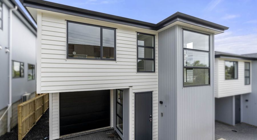  at 141D Rangatira Road, Beach Haven, Auckland
