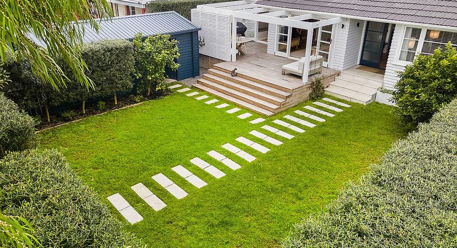  at 82 Riversdale Road, Avondale, Auckland