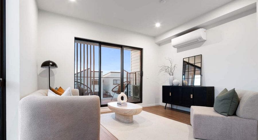  at 10  Pilot Drive, Hobsonville, Waitakere City, Auckland