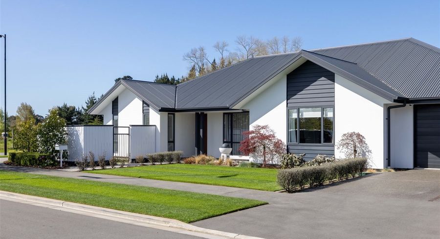  at 20 Dunlops Crescent, MARSHLAND, CHRISTCHURCH