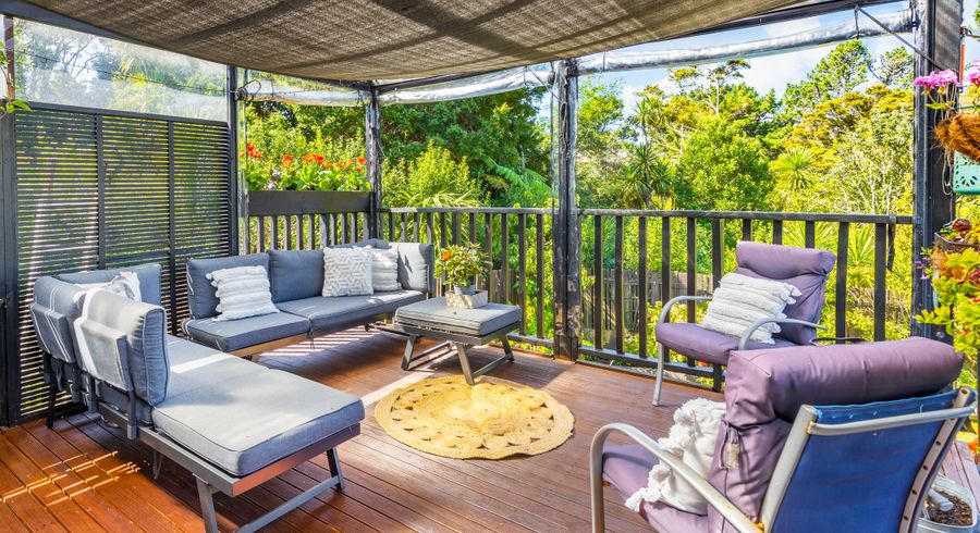  at 4 Paewai Road, Glen Eden, Auckland