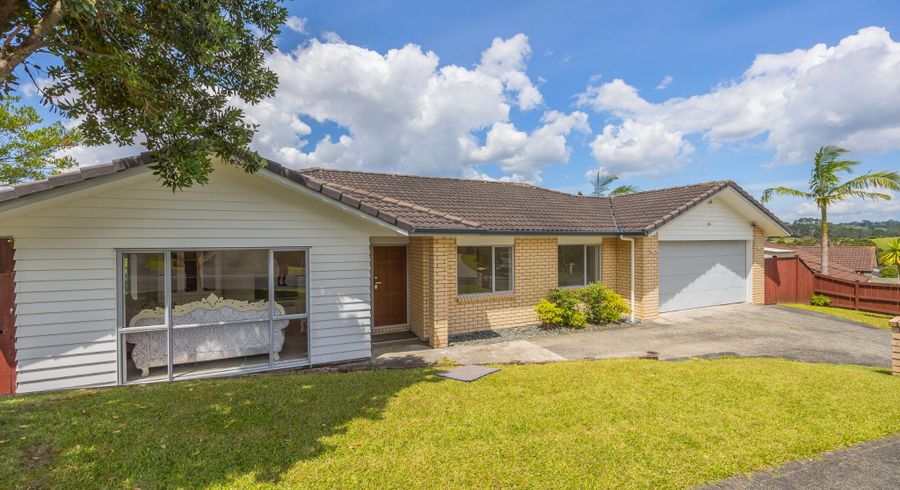  at 55 South Kensington Way, Henderson, Waitakere City, Auckland