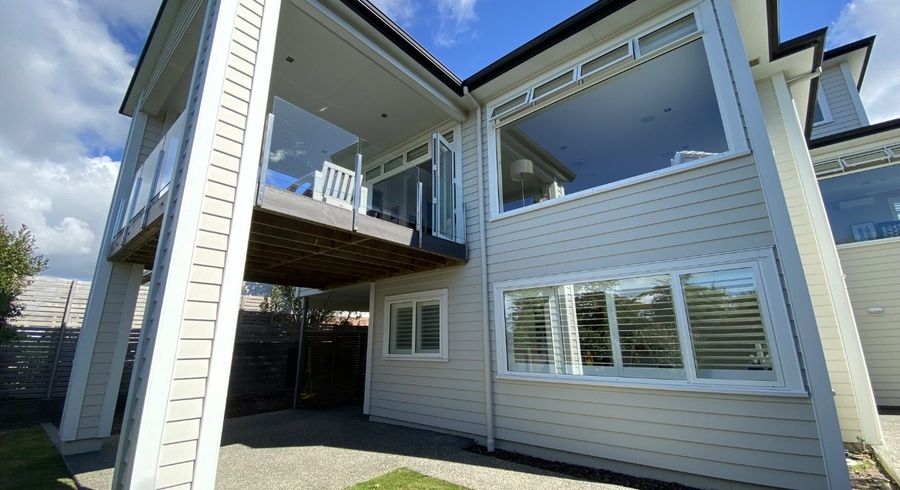  at 9 Castor Bay Road, Castor Bay, North Shore City, Auckland