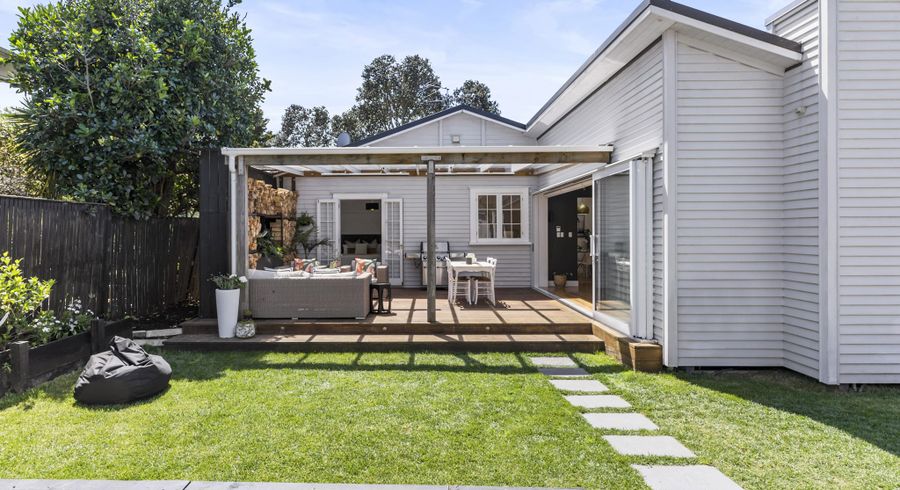  at 16 Houpara Street, One Tree Hill, Auckland