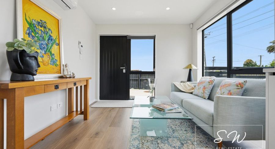  at 27A Von Sturmer Street, Mangere East, Manukau City, Auckland