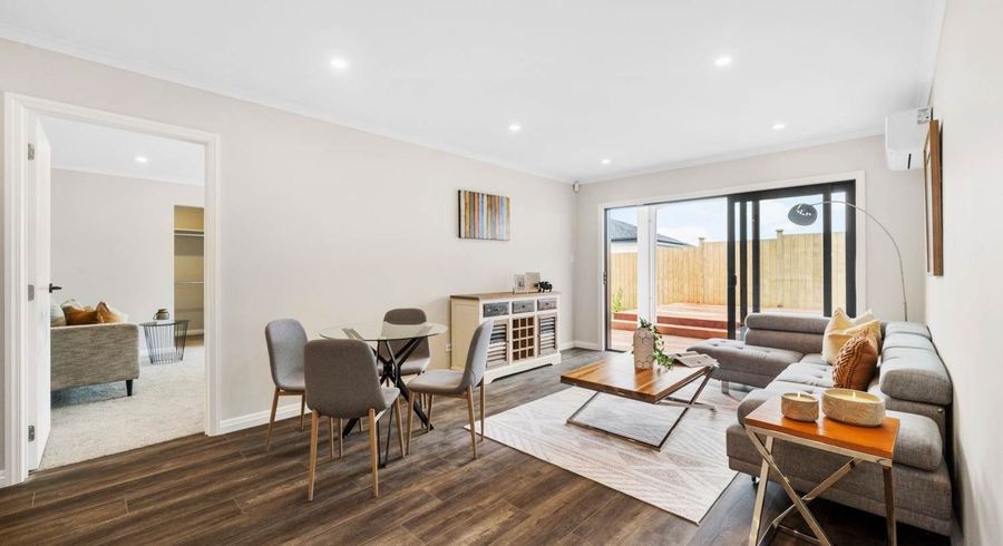  at 7 Kerekin Drive, Oteha, Auckland