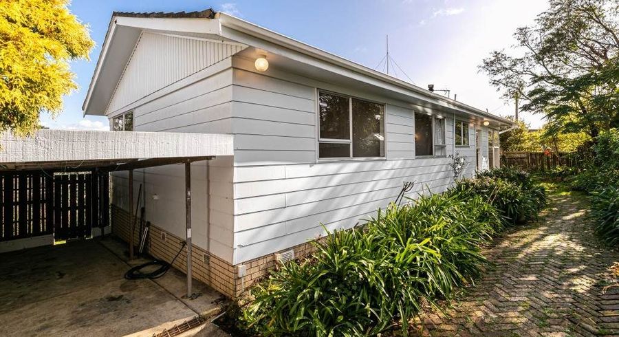  at 42 Hobby Avenue, Birkdale, North Shore City, Auckland