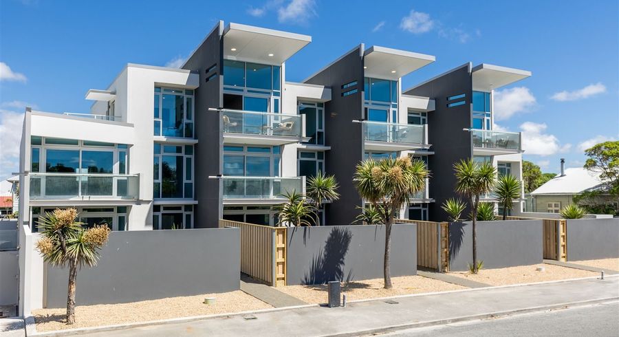  at 9/272 Marine Parade, New Brighton, Christchurch