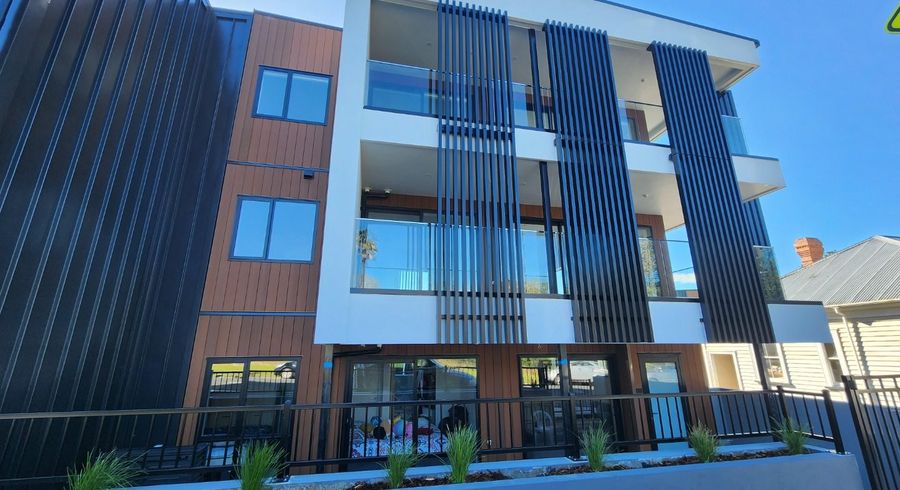  at 11/64  (1/64D) Coronation Road , Mangere Bridge, Manukau City, Auckland