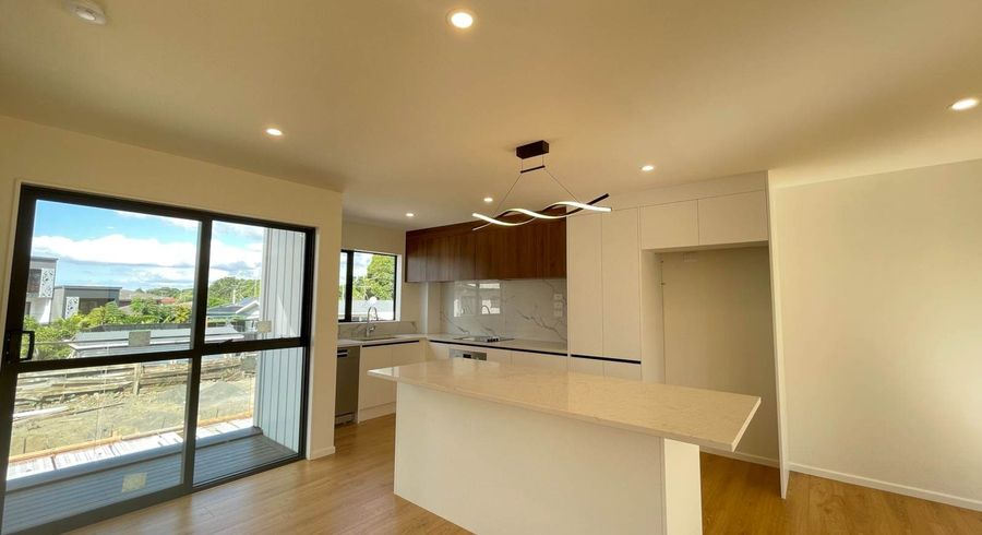  at 68E Merton Road, Saint Johns, Auckland