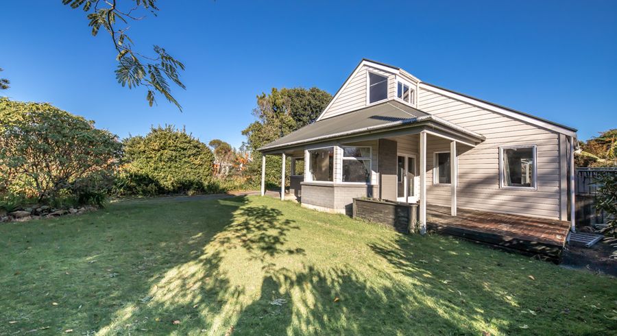  at 10 Golf Links Road, Carters Beach, Westport