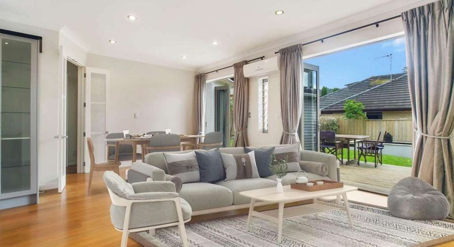  at 36 Leburn crs Mission Heights, Flat Bush, Manukau City, Auckland