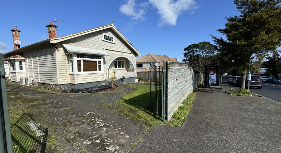  at 18 Green Lane East, Remuera, Auckland