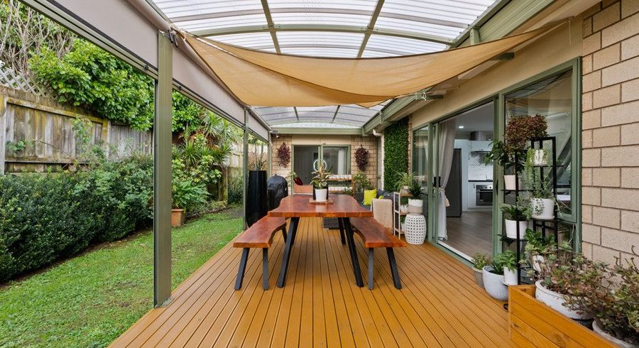  at 4 Kumar Place, The Gardens, Manukau City, Auckland