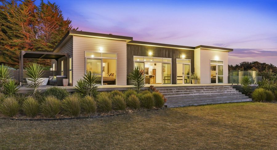  at 246 Park Avenue, Waitarere Beach, Horowhenua, Manawatu / Whanganui