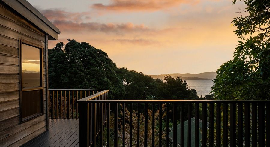  at 19 Kaitawa Road, York Bay, Eastbourne, Lower Hutt, Wellington