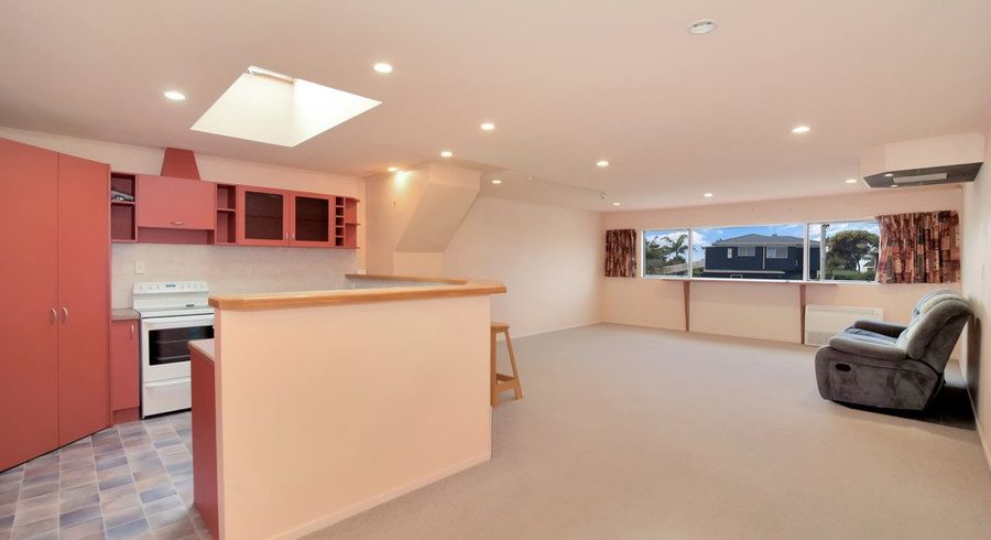  at 1064 Papamoa Beach Road, Papamoa, Tauranga, Bay Of Plenty
