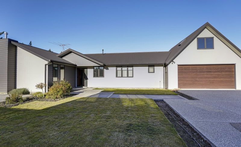  at 8 Spruce Close, Alexandra, Alexandra