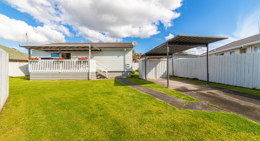  at 1/35 Kopara Place, Clendon Park, Auckland