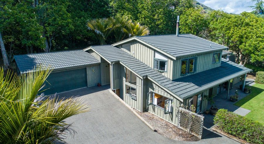  at 101 Huia Street, Waikanae