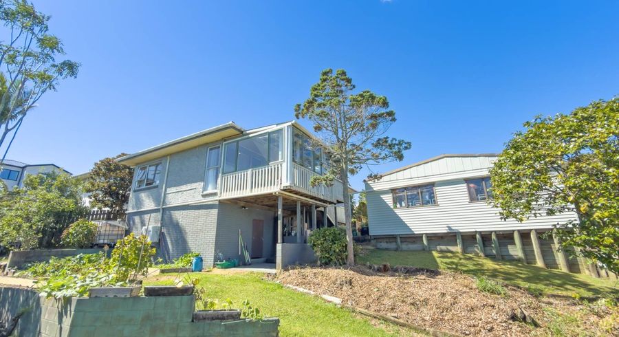  at 62 Widmore Drive, Massey, Waitakere City, Auckland