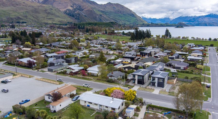 at 112 Tenby Street, Wanaka