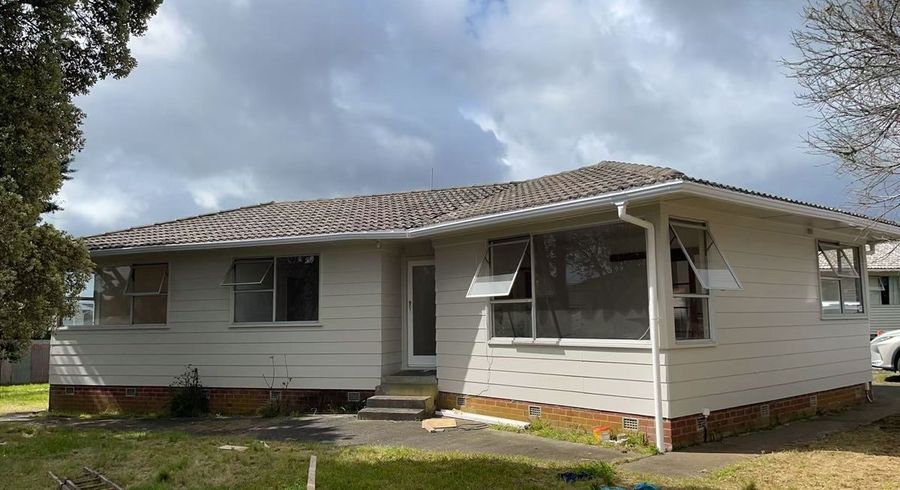  at 37 Beeston Crescent, Manurewa, Manukau City, Auckland