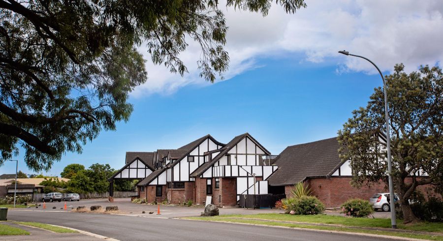  at 33 North Road, Papakura