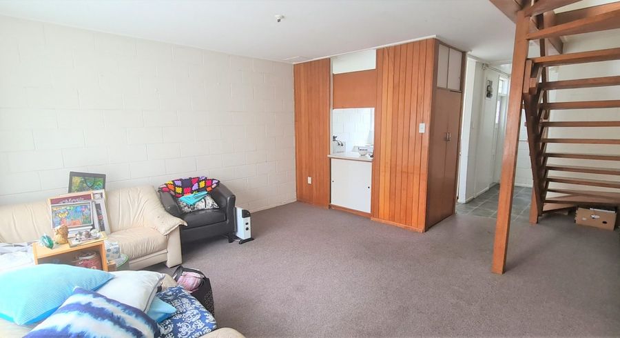  at 1/267 Massey Road, Mangere East, Manukau City, Auckland