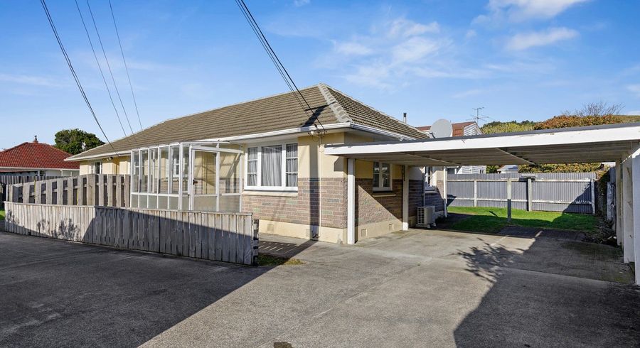  at 1 and 2/7A Seddon Street, Wallaceville, Upper Hutt, Wellington