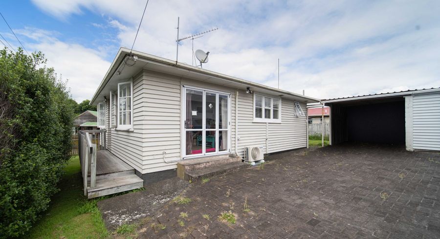  at 2/28 Union Street, Papakura