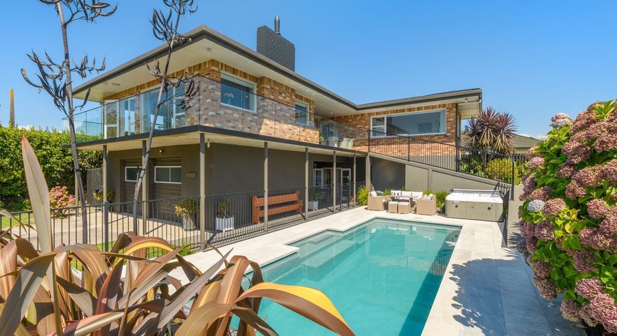  at 19 Darraghs Road, Brookfield, Tauranga