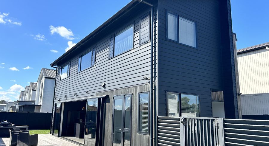  at 4 Tapuwae Way, Mangere Bridge, Auckland