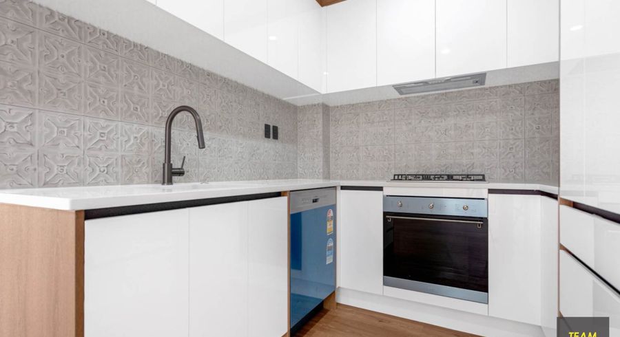  at 2/67 Huia Road, Papatoetoe, Manukau City, Auckland