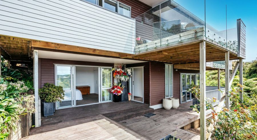  at 21 Beresford Ave, Surfdale, Waiheke Island, Auckland