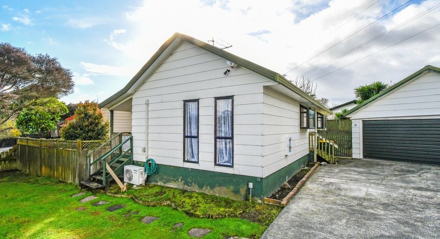  at 3 Leven Lane, Totara Heights, Manukau City, Auckland