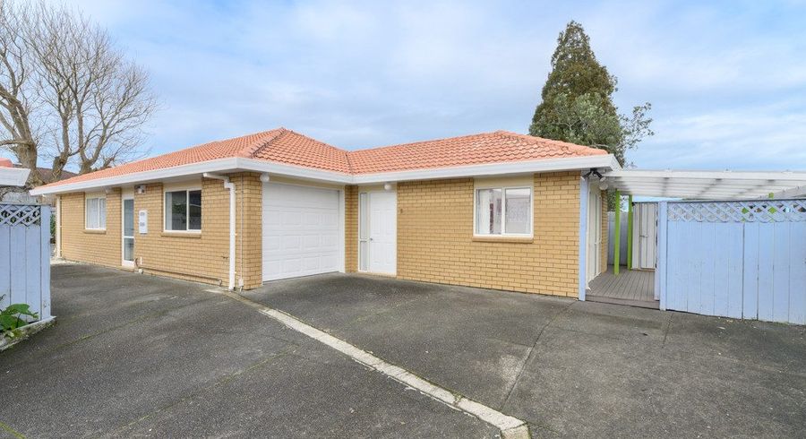  at 12B Howell Crescent, Mount Roskill, Auckland City, Auckland