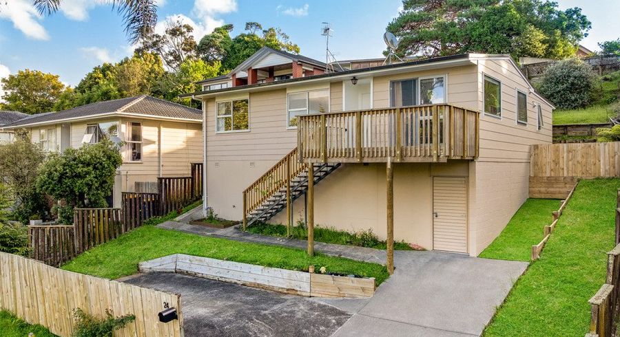  at 24 Normanton Street, Glenfield, North Shore City, Auckland