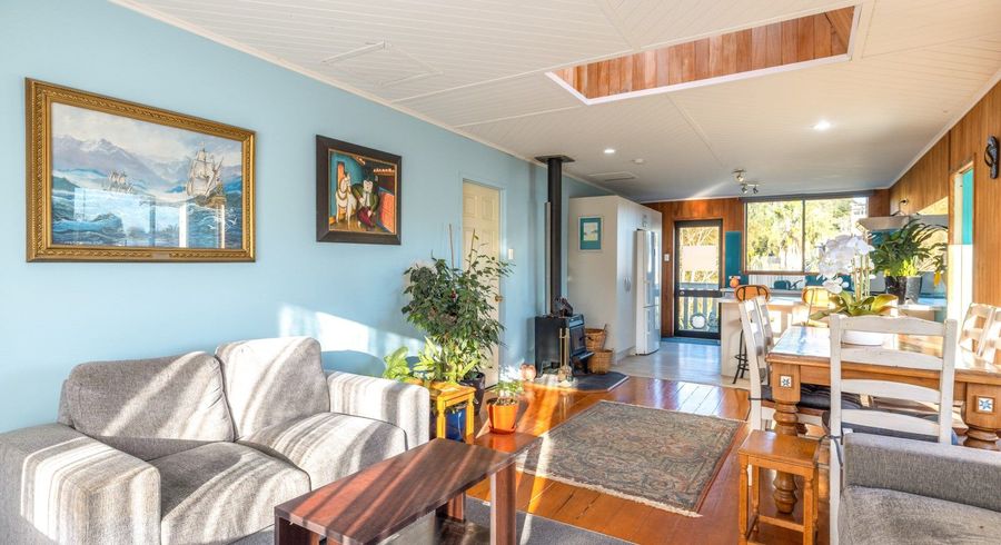  at 26 Hamilton Road, Surfdale, Waiheke Island