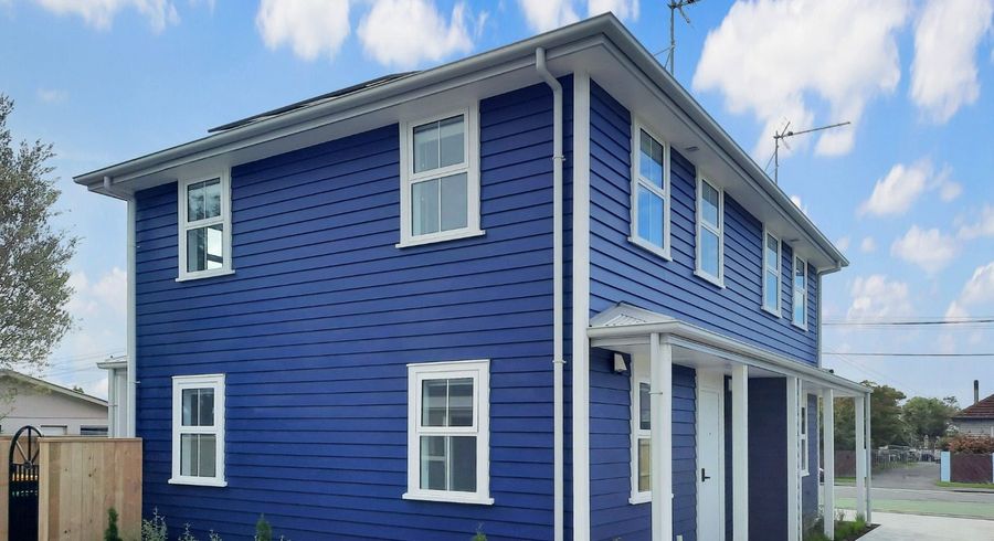  at 2/63 Hills Road, Edgeware, Christchurch