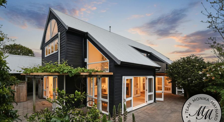  at 25 Calluna Crescent, Totara Heights, Manukau City, Auckland