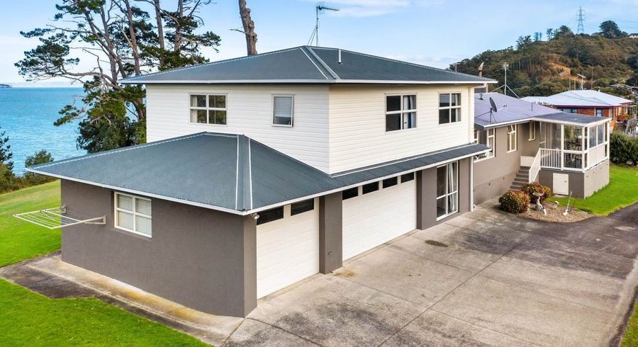  at 3 Frederick Street, Hillsborough, Auckland