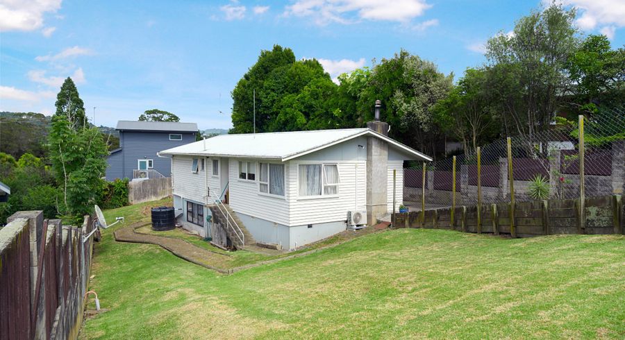  at 107 Captain Scott Road, Glen Eden, Auckland