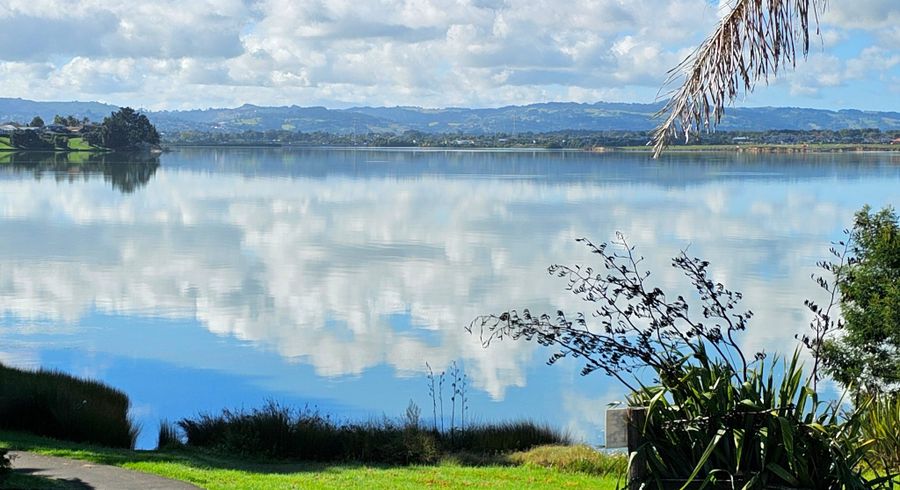  at 18a Carnoustie Drive, Wattle Downs, Manukau City, Auckland