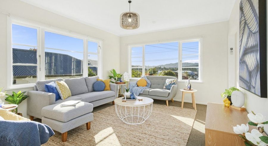  at 27 Fraser Street, Wainuiomata, Lower Hutt, Wellington
