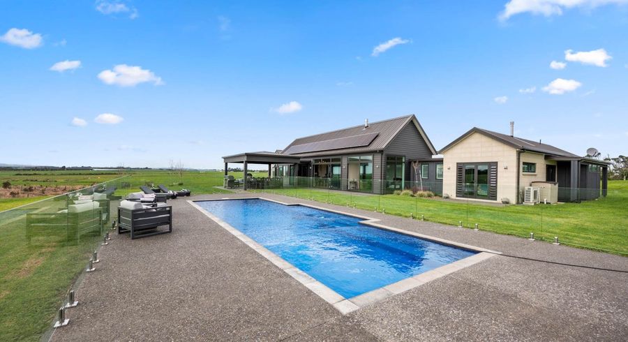  at 404 Waiau Pa Road, Waiau Pa, Franklin, Auckland