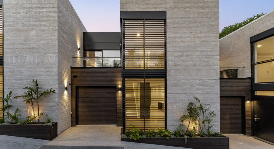  at 21D Arahia Street, Northcote, North Shore City, Auckland