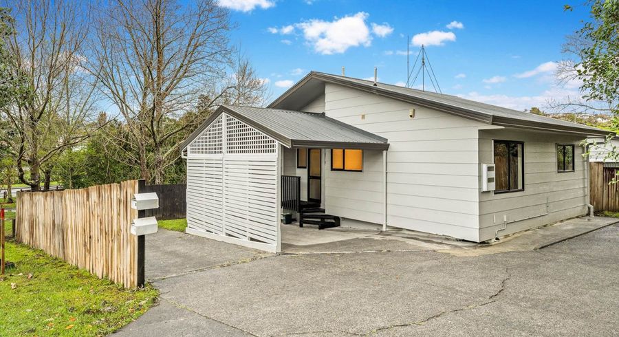  at 1/123 Athena Drive, Totara Vale, North Shore City, Auckland