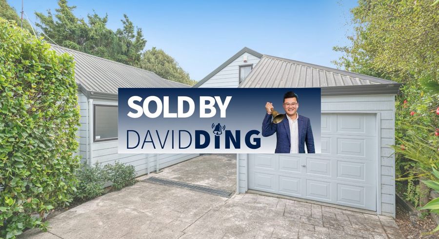  at 7 Emery Grove, Bayview, Auckland