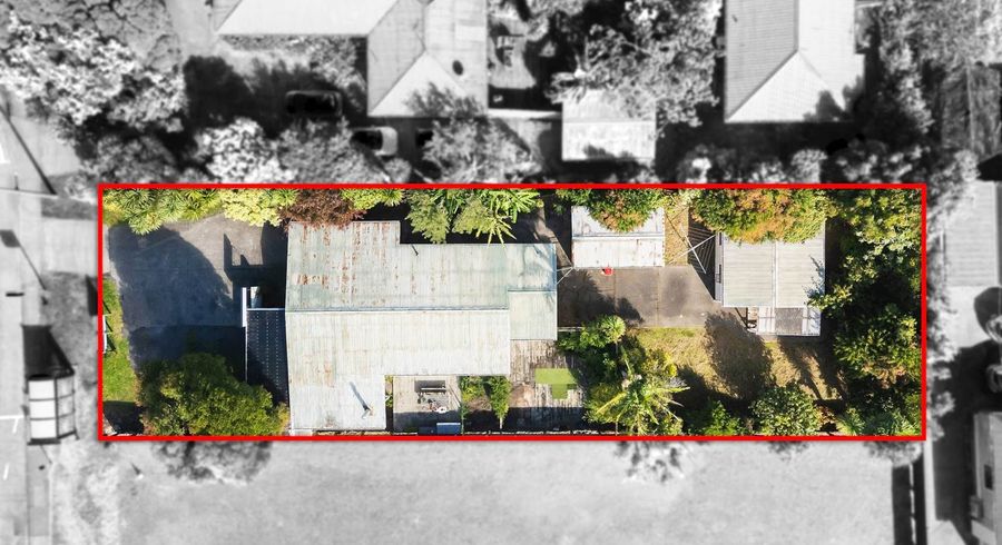  at 48 Lincoln Road, Henderson, Waitakere City, Auckland